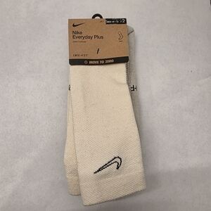 Nike Everyday Plus Undyed Cushioned Crew Socks - 2 Pack